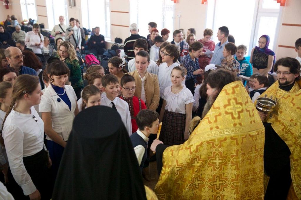 1 сентября в православной гимназии. Гимназия 2020 года. 1б класс гимназия. Гимназия 184 фото. Тульская православная классическая гимназия.